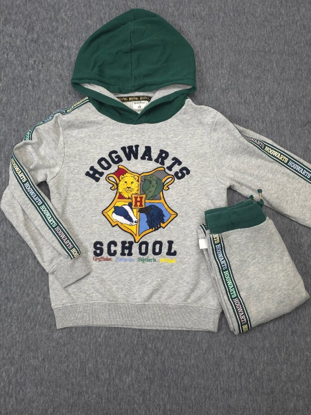 Harry Potter x H&M Kids 6-7 Hogwarts Hoodie Jogger 2 Piece Set